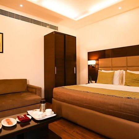 Hotel Africa Avenue - Greater Kailash 1 Nuova Delhi Esterno foto